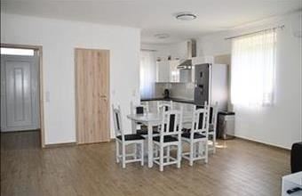 Eladó Abdai családi ház hirdetés (74632369)