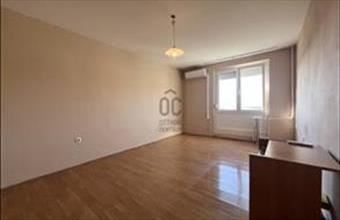 Eladó Szekszárdi panel lakás hirdetés (39583355)