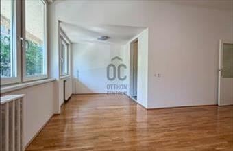 Eladó Budapest XIV. kerületi csúsztatott zsalus lakás hirdetés (57686992)