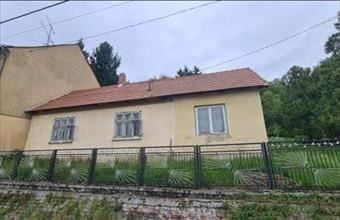 Eladó Nagybakónaki családi ház hirdetés (76893449)