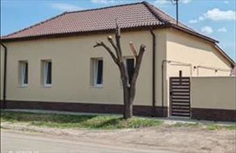 Eladó Békési családi ház hirdetés (93917697)