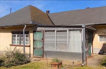 Eladó Balatonendrédi családi ház hirdetés (59933294)