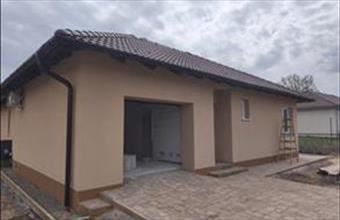 Eladó Vácrátóti családi ház hirdetés (44331357)