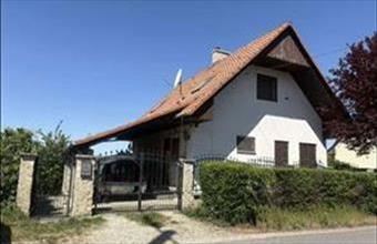 Eladó Majosházai családi ház hirdetés (34456633)