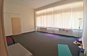 Kiadó Győri iroda irodaházban hirdetés (55561697)