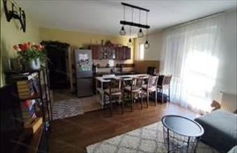 Eladó Hajmáskéri tégla lakás hirdetés (23893945)