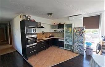 Eladó Balatonalmádi tégla lakás hirdetés (22824443)