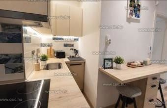 Eladó Budapest VII. kerületi tégla lakás hirdetés (39394437)