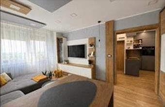 Eladó Várpalotai panel lakás hirdetés (23242491)