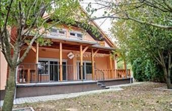 Eladó Pécsi családi ház hirdetés (62539373)