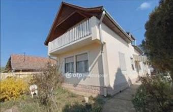 Eladó Orosházai családi ház hirdetés (34445771)