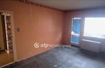 Eladó Battonyai panel lakás hirdetés (89787792)