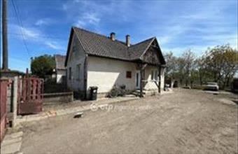 Eladó Demecseri családi ház hirdetés (92958237)