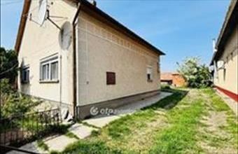 Eladó Püspökladányi családi ház hirdetés (73549844)