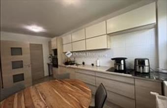 Eladó Pécsváradi tégla lakás hirdetés (94456531)