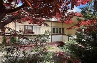 Eladó Budapest XV. kerületi családi ház hirdetés (54584739)