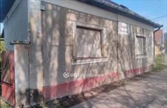 Eladó Komádi családi ház hirdetés (63554412)