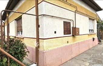 Eladó Nagykőrösi családi ház hirdetés (95745726)