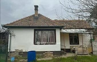 Eladó Ceglédi családi ház hirdetés (63918333)
