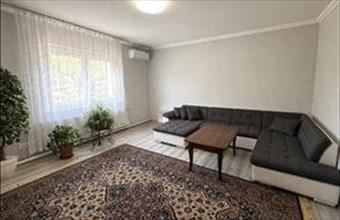 Eladó Budapest XV. kerületi családi ház hirdetés (15963421)