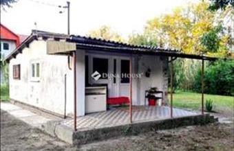 Eladó Tassi hétvégi ház hirdetés (44245377)