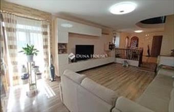 Eladó Pécsi családi ház hirdetés (54614433)