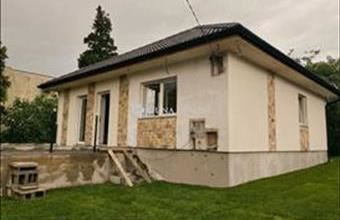 Eladó Vonyarcvashegyi családi ház hirdetés (33228726)