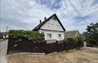 Eladó Balatonfüredi családi ház hirdetés (59927944)