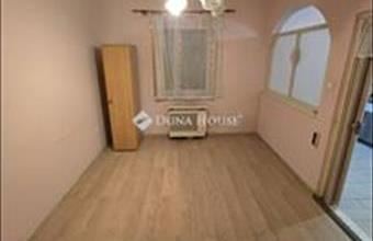 Eladó Kecskeméti tégla lakás hirdetés (39273431)