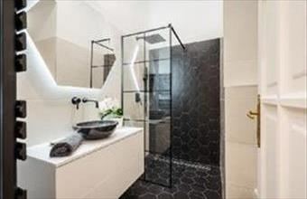 Eladó Budapest VI. kerületi egyéb lakás hirdetés (69876476)