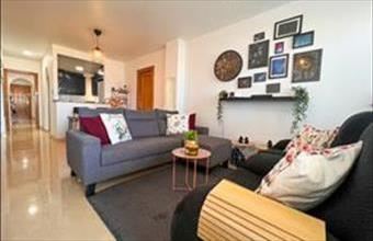 Eladó Spanyolországi tégla lakás hirdetés (74237338)