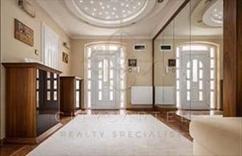 Eladó Budapest II. kerületi családi ház hirdetés (41732444)
