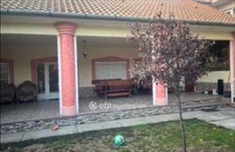 Eladó Abonyi családi ház hirdetés (43643441)