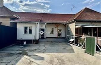 Eladó Péceli sorház hirdetés (49877722)