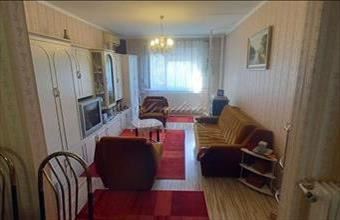 Eladó Győri panel lakás hirdetés (43588134)
