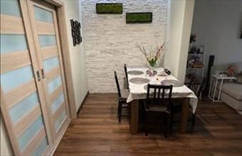 Eladó Győri panel lakás hirdetés (79657759)