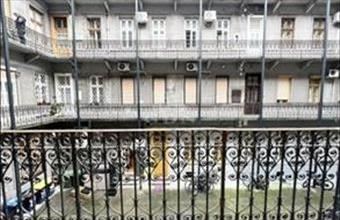 Eladó Budapest VI. kerületi tégla lakás hirdetés (82546743)
