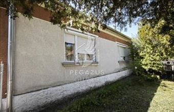 Eladó Balatonon családi ház hirdetés (95332146)