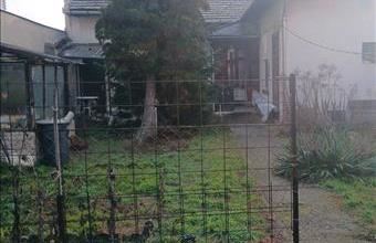 Eladó Budapest XV. kerületi családi ház hirdetés (79671157)