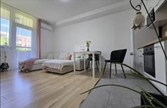 Eladó Budapest XIII. kerületi csúsztatott zsalus lakás hirdetés (42357877)