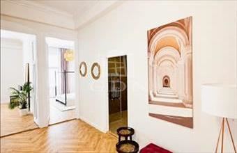 Eladó Budapest VI. kerületi tégla lakás hirdetés (92426458)