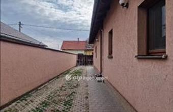 Eladó Budapest XIV. kerületi családi ház hirdetés (63849377)