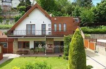 Eladó Balatonalmádi családi ház hirdetés (43744147)