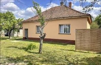 Eladó Kisszállási családi ház hirdetés (67435594)