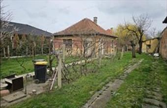 Eladó Szolnoki családi ház hirdetés (42434247)