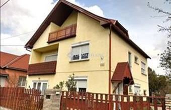 Eladó Piliscsévi családi ház hirdetés (44744537)