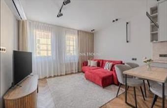 Kiadó Budapest VI. kerületi tégla lakás hirdetés (37772224)