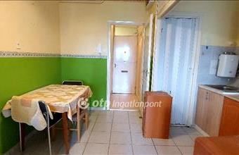Eladó Kunszentmártoni tégla lakás hirdetés (75831754)