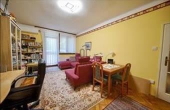 Eladó Budapest XIV. kerületi csúsztatott zsalus lakás hirdetés (37923326)