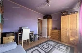 Eladó Budapest XVI. kerületi csúsztatott zsalus lakás hirdetés (12849629)